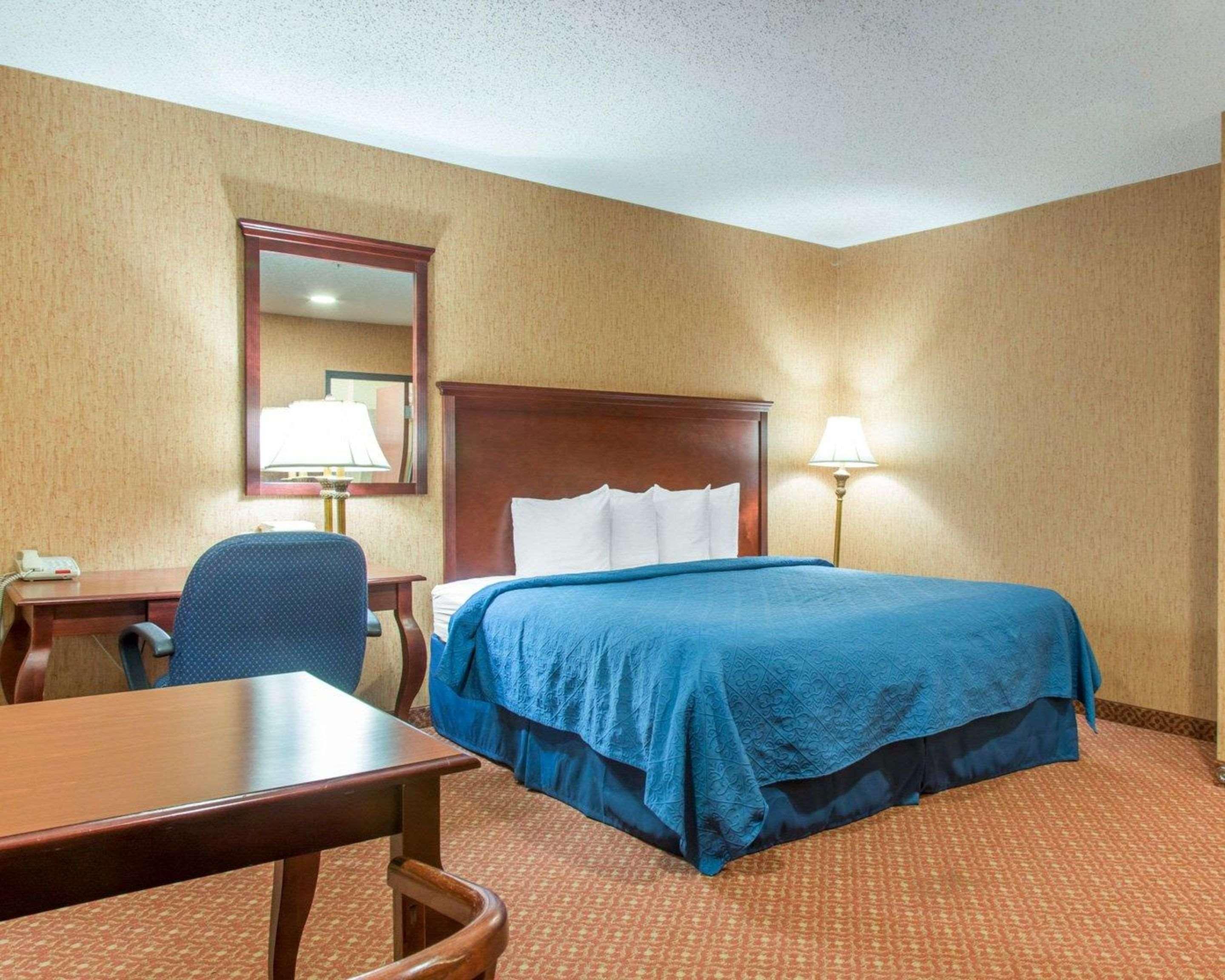 Quality & Hotel Meriden
