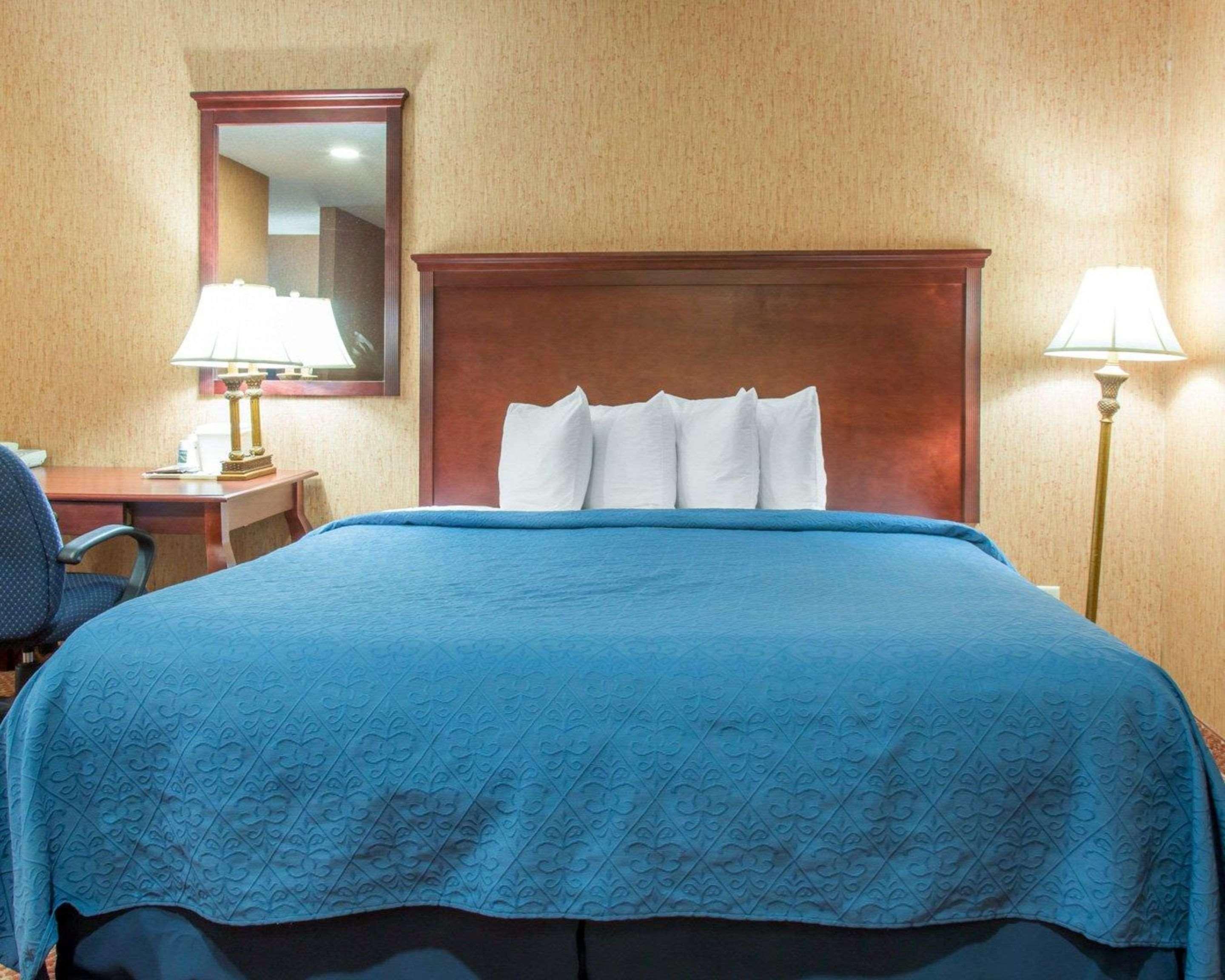 Quality & Hotel Meriden